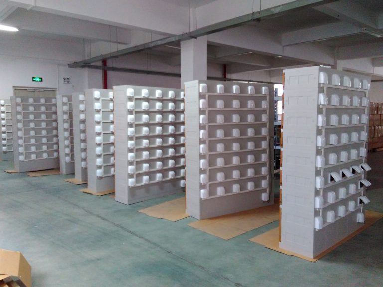 charging lockers with high quality wires 768x576