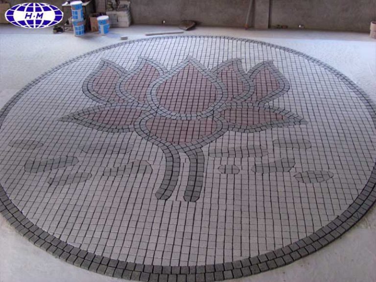 natural granite stone mosaic pattern flower paving stone on mesh 768x576